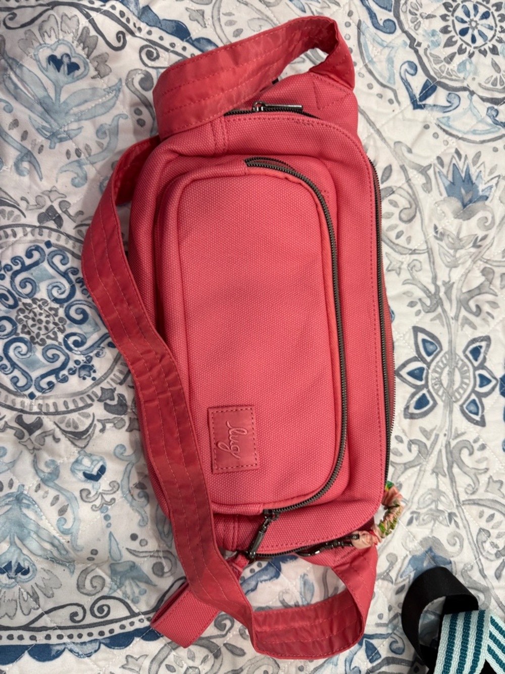 lug Coral Pink Sling Crossbody Bag